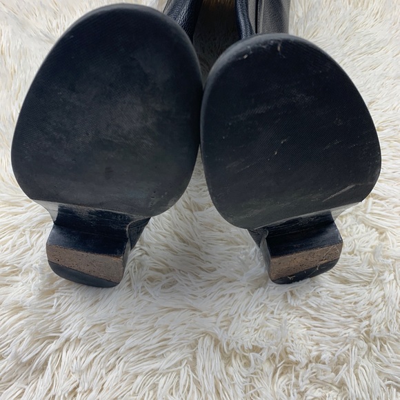 Tory Burch Black Calfskin Riding Boots with Gold Hardware - GREAT condition! - Picture 3 of 11